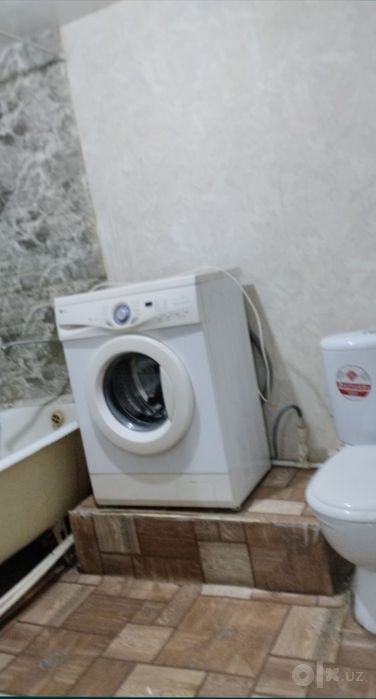Своя 1 комнатная, 38 квадрат, Дубовая, ор-р Метро: Дустлик, Кадышева