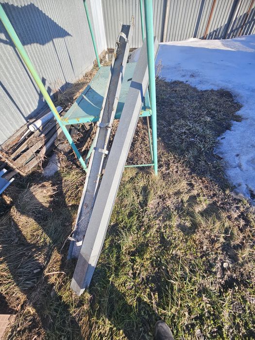 Продам сливы для крыши