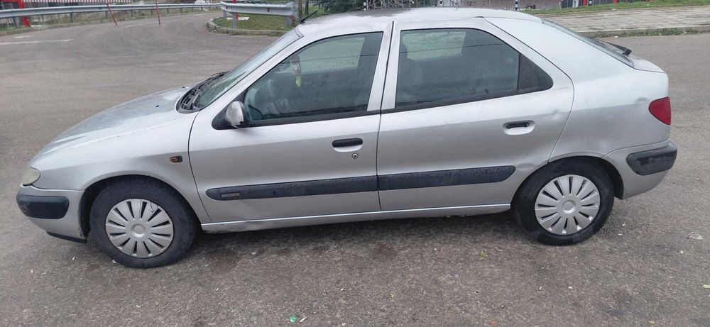 Продавам Citroen xsara 1.6 i