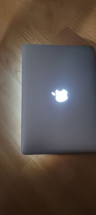 Laptop MacBook air i5 2015