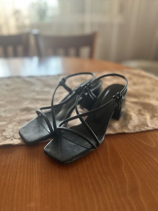 Официални обувки