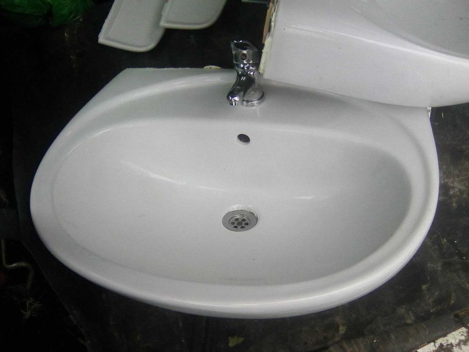 vand chiuveta cu picior si baterie bonus closet pisoar