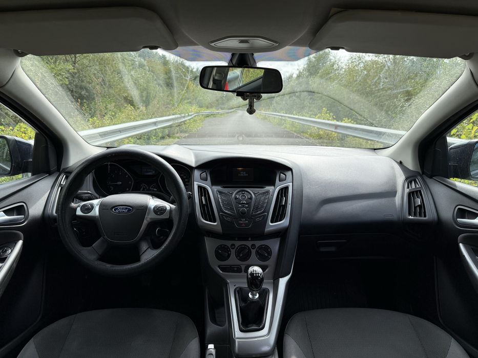 FORD Focus 2014 — imagine 4