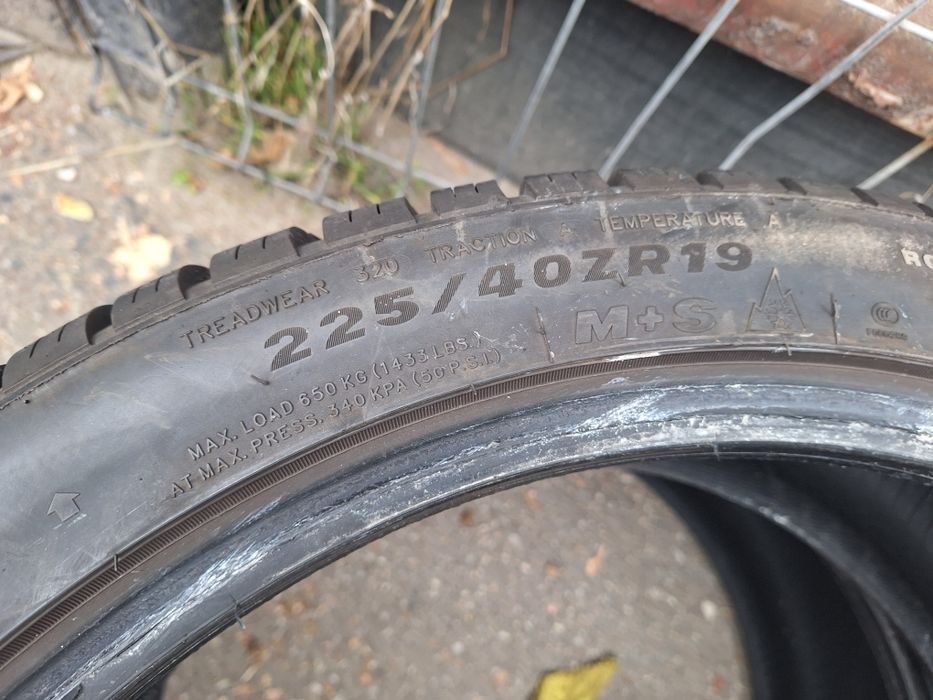 Anvelope 225/40/19 All sezon 2 buc