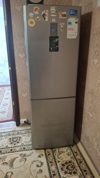 Продам холодильник