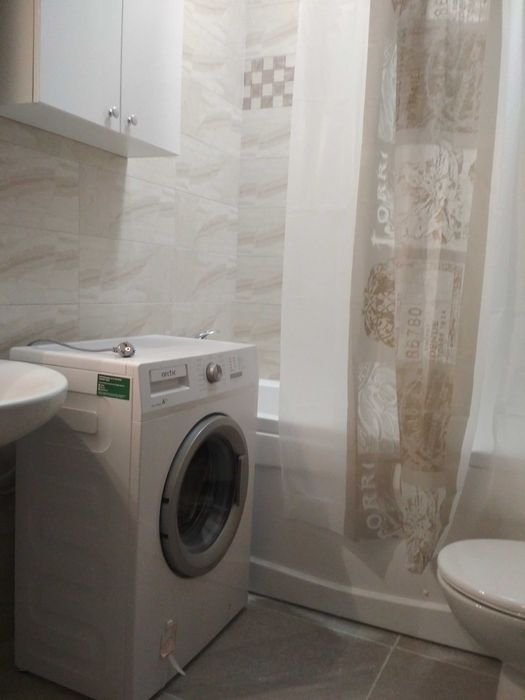 Închiriez garsonieră Militari Residence