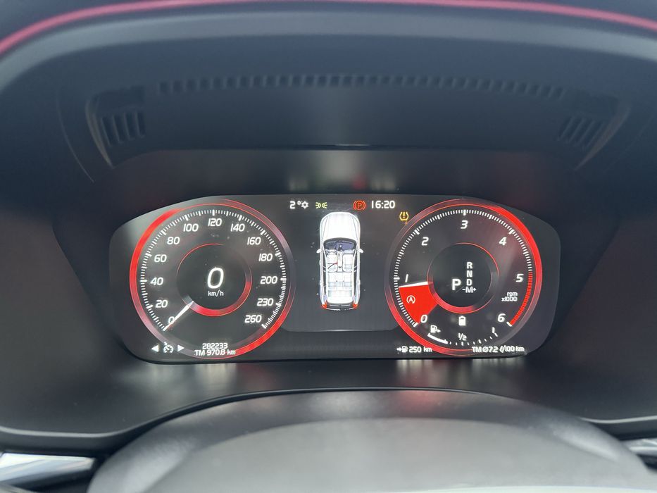 Volvo XC 60 lane assistant