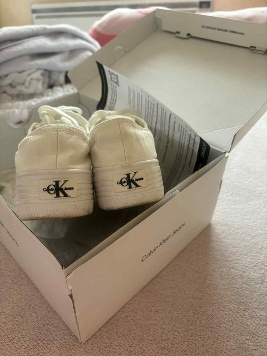 Кецове Calvin Klein