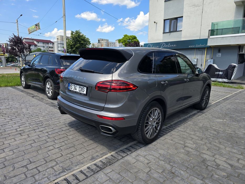 PORSCHE Cayenne 2015 — imagine 5