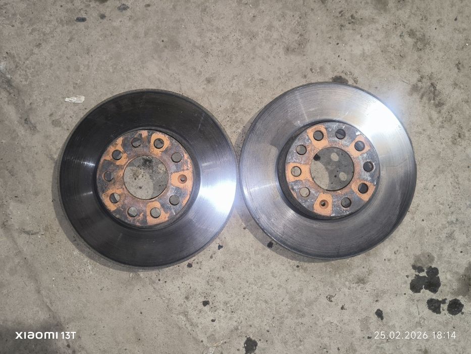 Тормозной диск передний Audi A6 C4