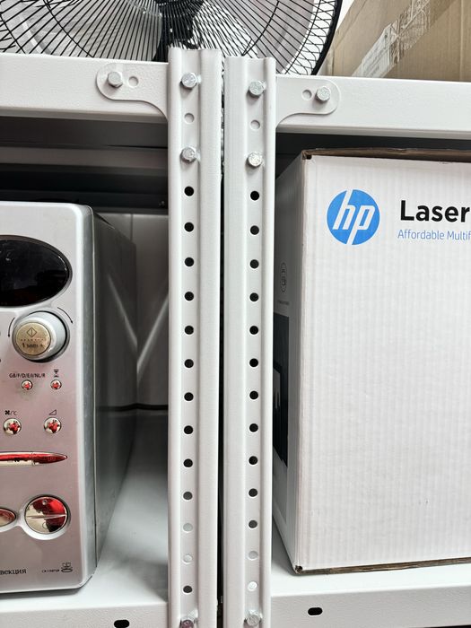 Продам складские стеллажи.