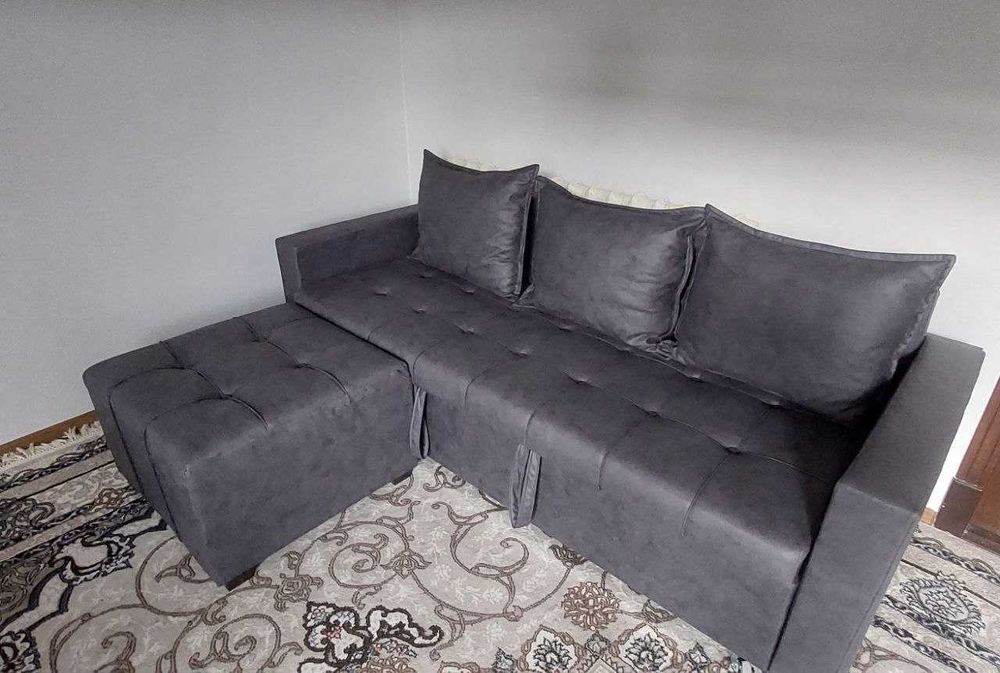 Раскладной диван сотилади