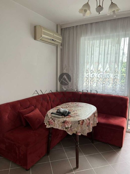 Продава се Тристаен апартамент в Пловдив, Кючук Париж - 82 кв.м за 1991 €/кв.м - Снимка #5