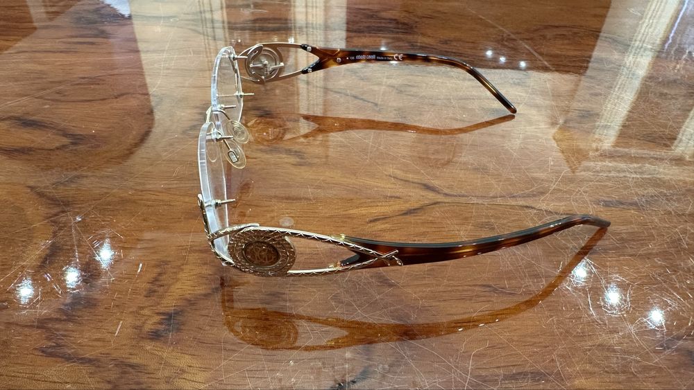 Продам очки roderto cavalli