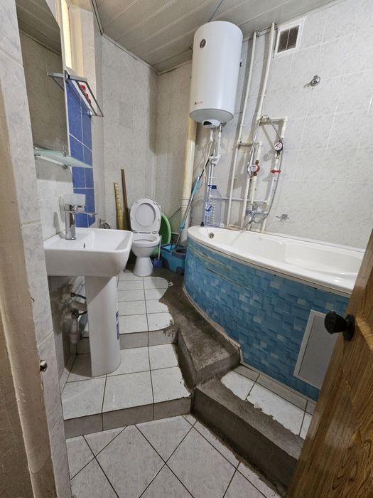 Срочно аренда 2 комнатная квартира в городе Чирчике