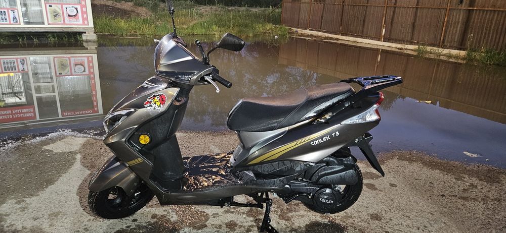 Продам мопед Sonlink t3 M8 pro