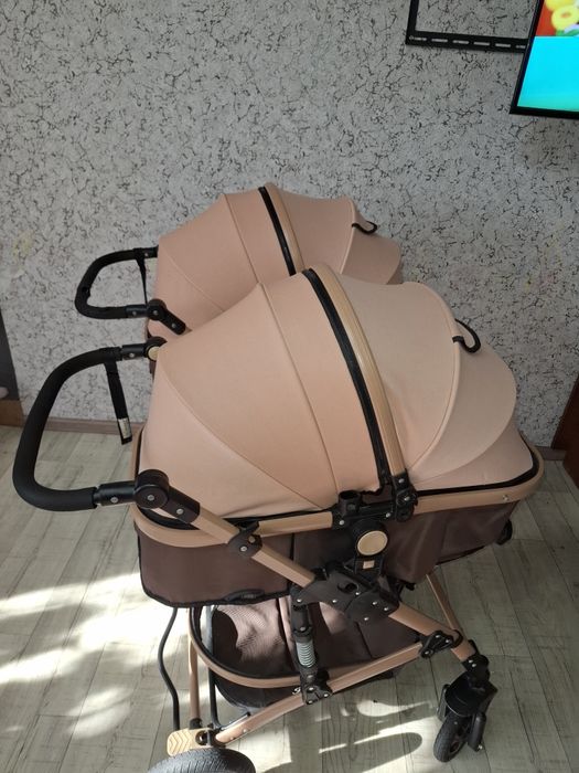 Продам коляску для двойни !