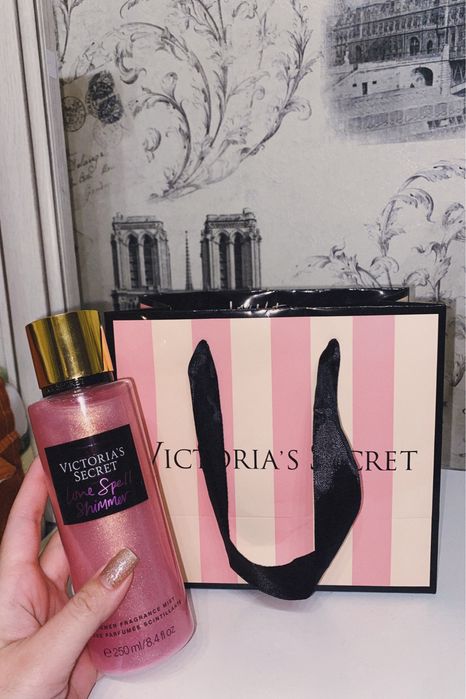 Парфюмированный спрей-мист от VS !