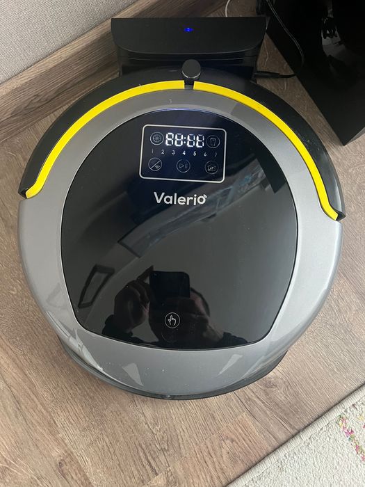 Почистващ робот с моп Valerio.