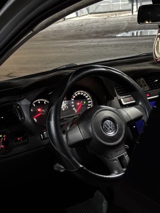 Volkswagen Polo 2014г 1.6