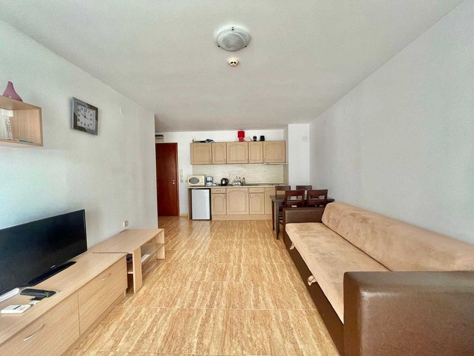 Продава се Двустаен апартамент в Свети Влас - 78 кв.м за 1154 €/кв.м - Снимка #3