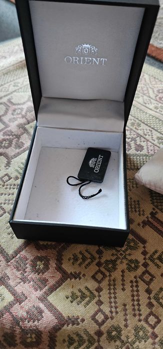 cutie ceas orient timex