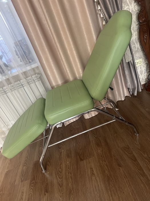 Продам кресло косметологическое
