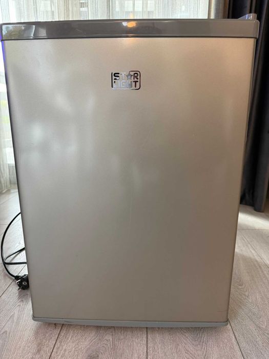 Mini frigider 65 l Star Light