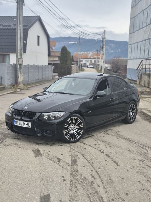 Vând bmw e90 320d
