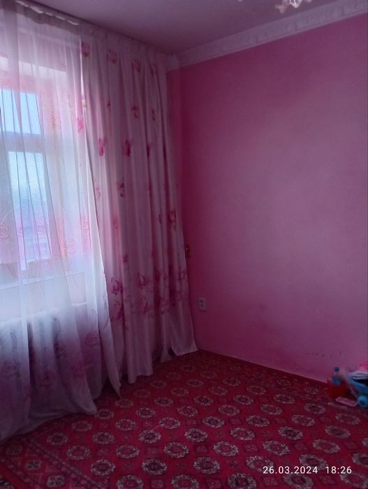 Kogon shahrida 3 xonali uy ijaraga berilad