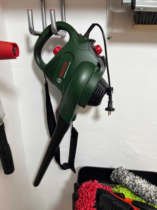 Suflanta / aspirator frunze Bosch Tidy, 3000 W, sac 50 l