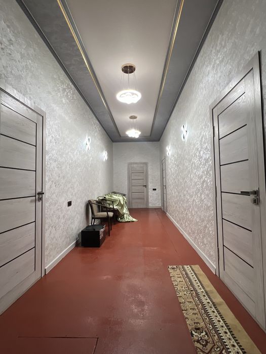 Hovli sotiladi srochno