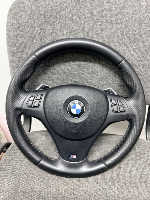 Volan m pachet cu padele bmw e90 e91 e92 e93 e87 e81 e82 e88 e84