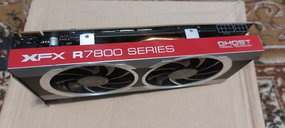 Placa video DEFECTA Radeon XFX HD 7870 2GB Gddr5 256 bit