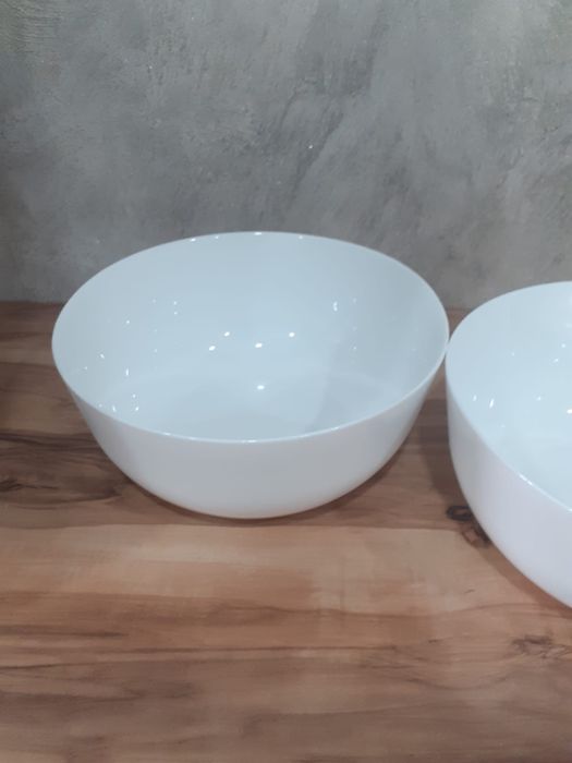 2 бр. бели купи Bormioli, 23см