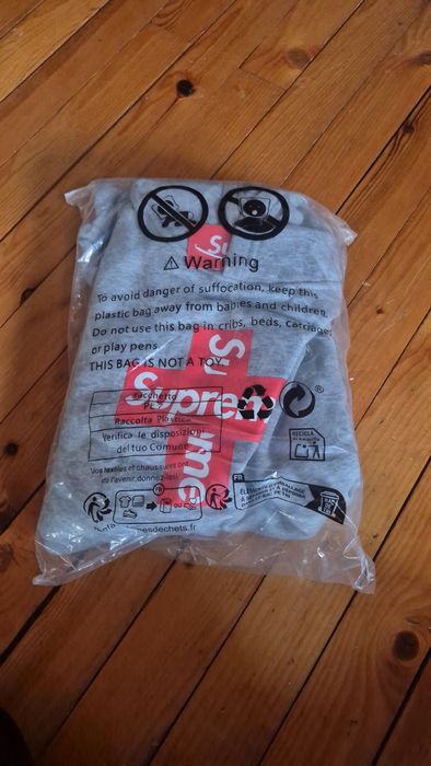 Supreme Box Logo суичър