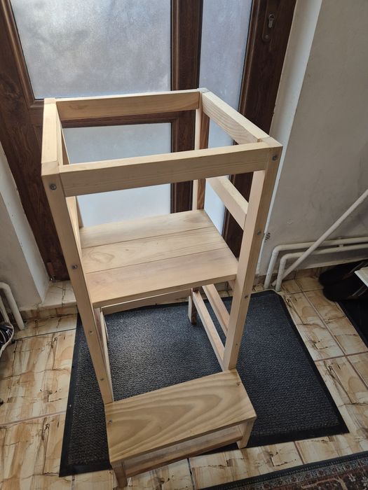 Turn de invatare Montessori din lemn – copii