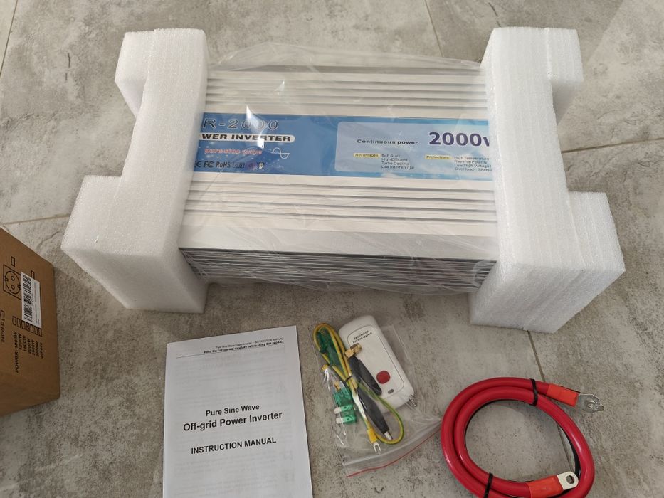 Invertor de putere cu undă sinusoidală pură de 2000 W 12 V cu telecoma
