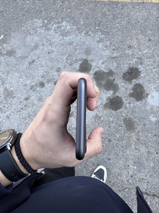 Iphone 11 dokiment bor