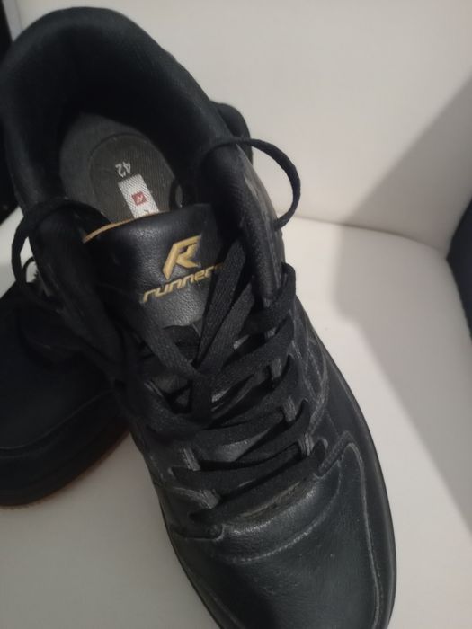 Мъжки спортни обувки