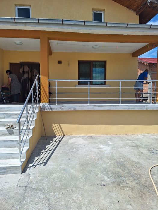 Парапети из цяла България