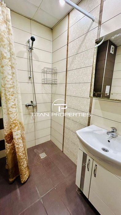 Дава се под наем Двустаен апартамент в Бургас, Възраждане - 55 кв.м за 348.84 € - Снимка #2