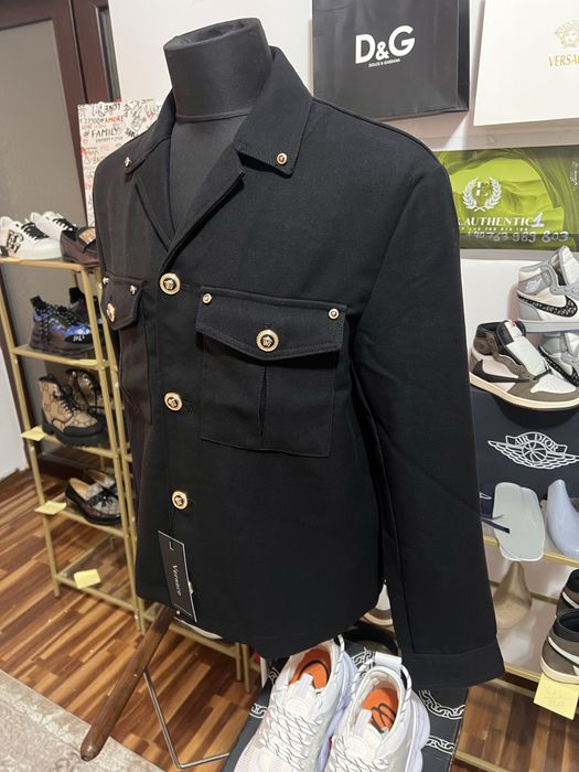 Geaca versace de blugi 2025