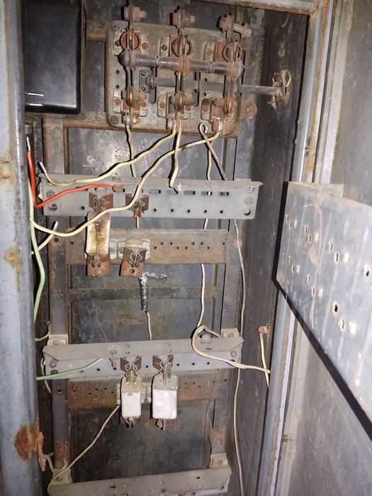 Распределительный шкаф