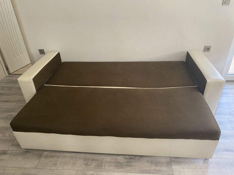 Не е наличен дивана