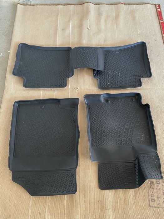 Резиновые полики на KIA RIO