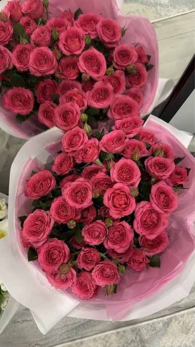 Букет из кустовых роз