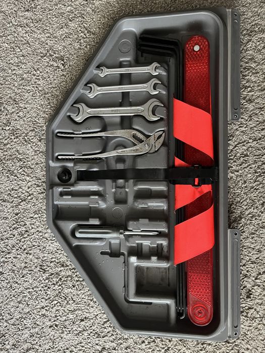 Продам запчасти от  BMW E34