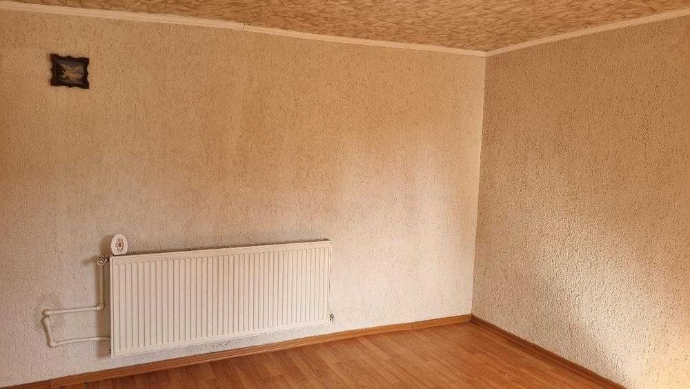 Vand casa cu teren de 2000 mp, Oras. Gaesti, Jud. Dambovita
