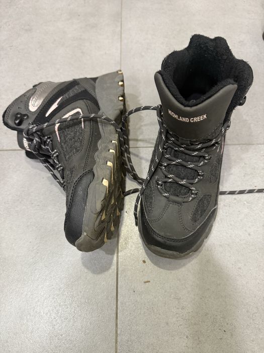 Туристически обувки